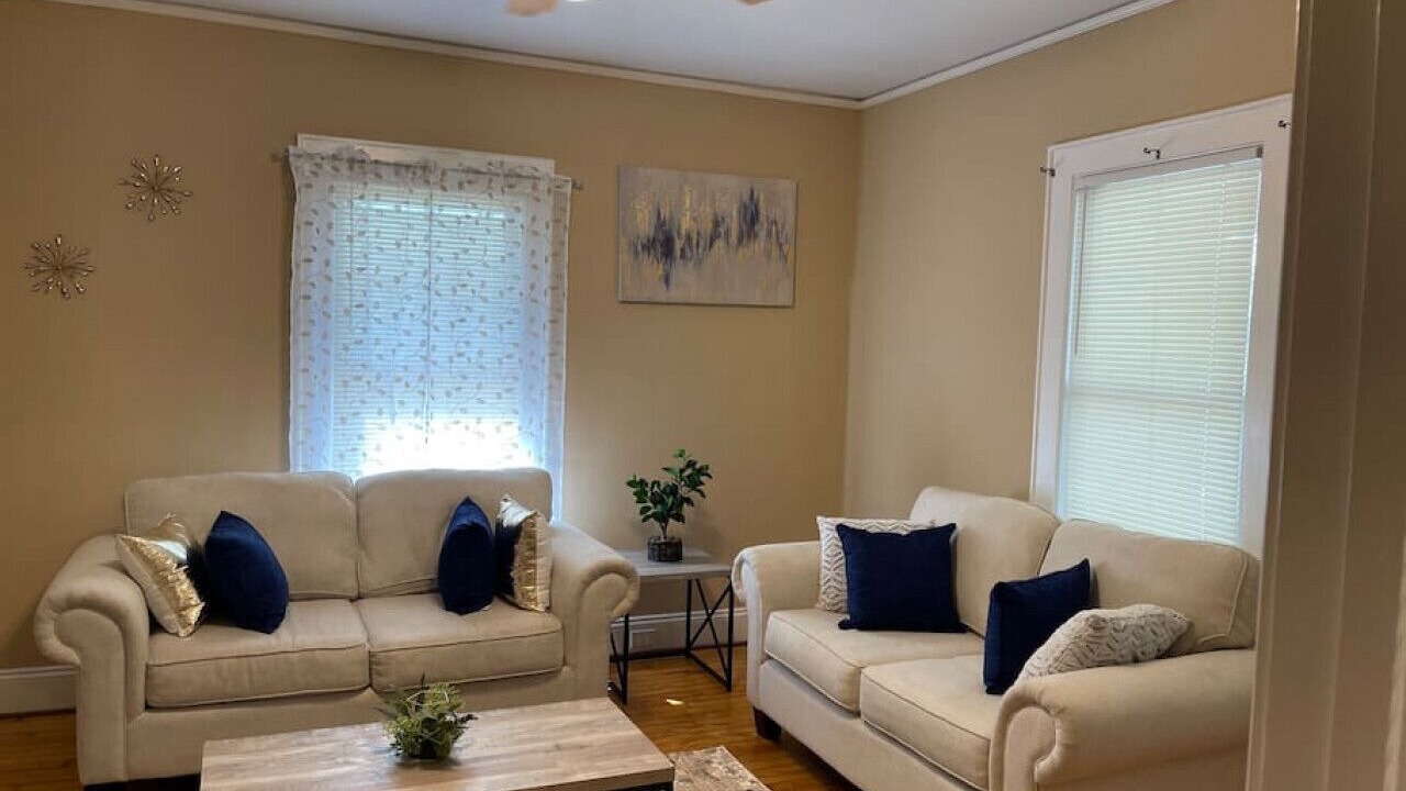 Photo of Livingroom in Concord