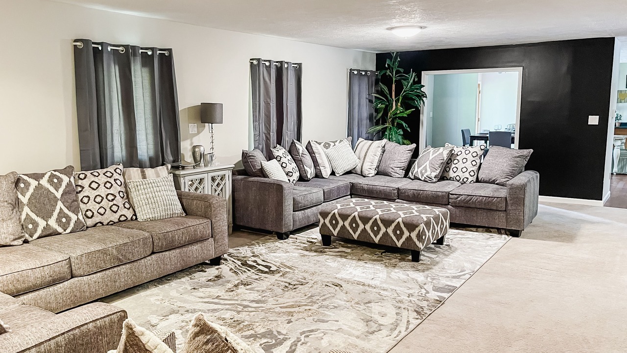 Photo of Livingroom in Cary