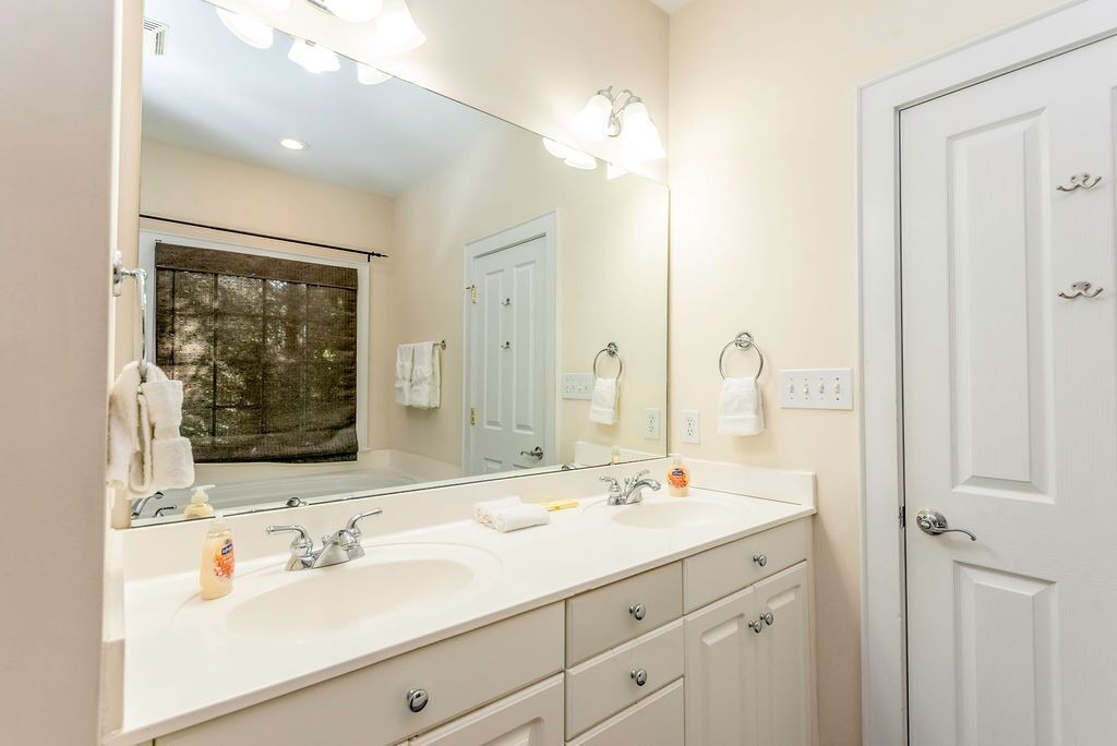 Photo of Bathroom in Prosperity Church Road