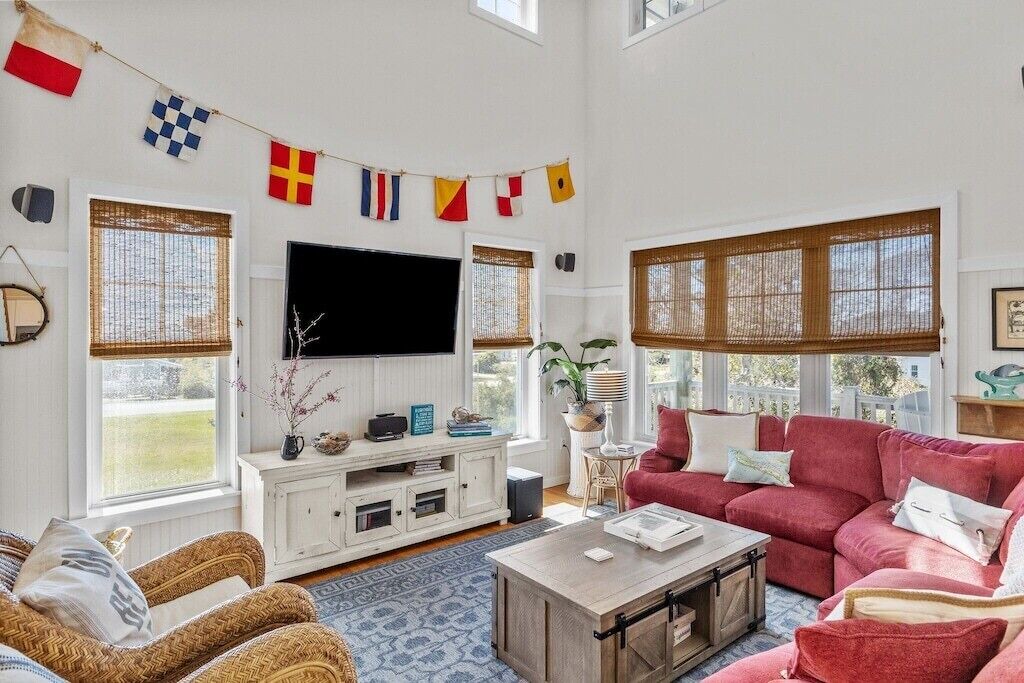Photo of Livingroom in Harkers Island