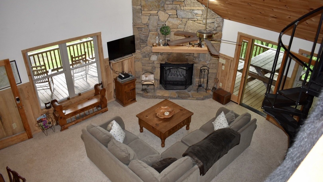 Photo of Livingroom in Burnsville