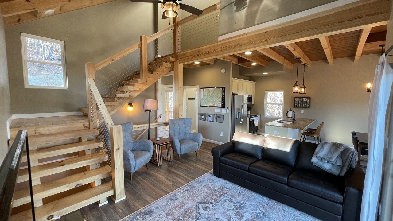 Photo of Livingroom in Candler
