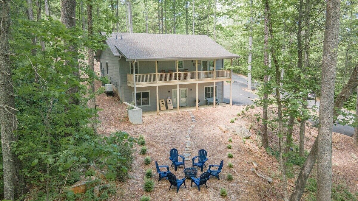 Photo of Outdoor in Saluda