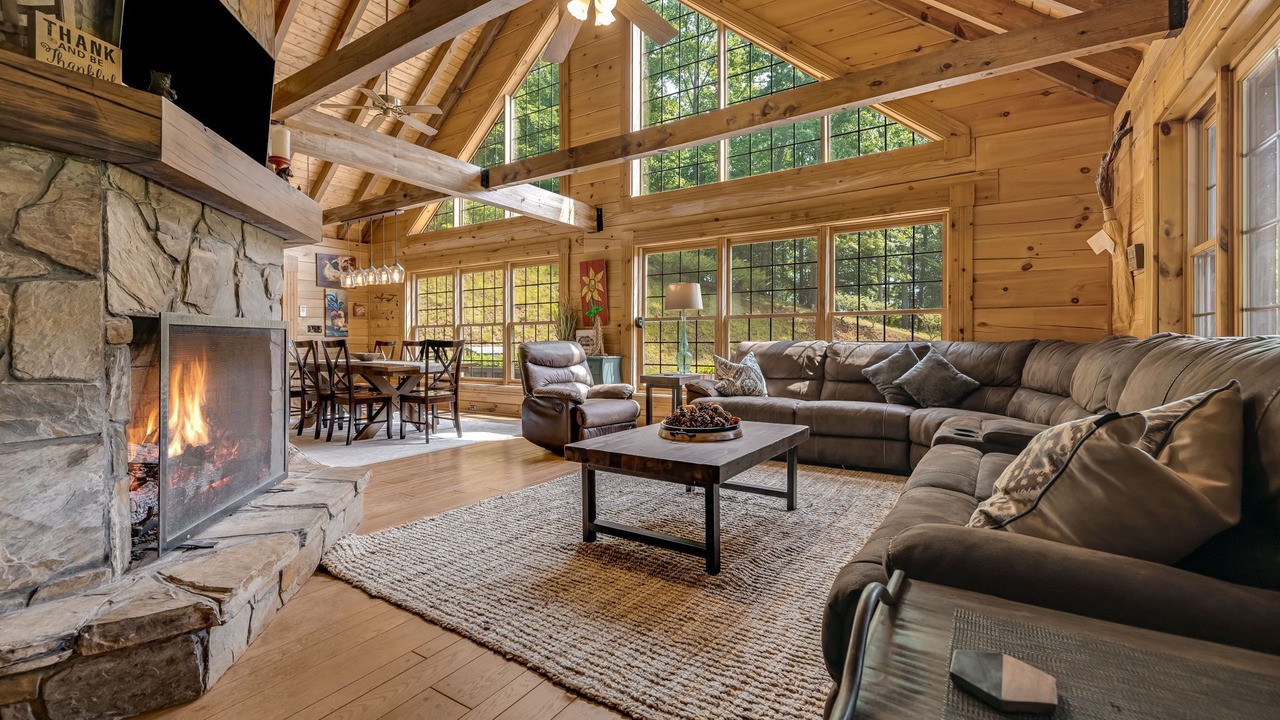 Photo of Livingroom in Burnsville
