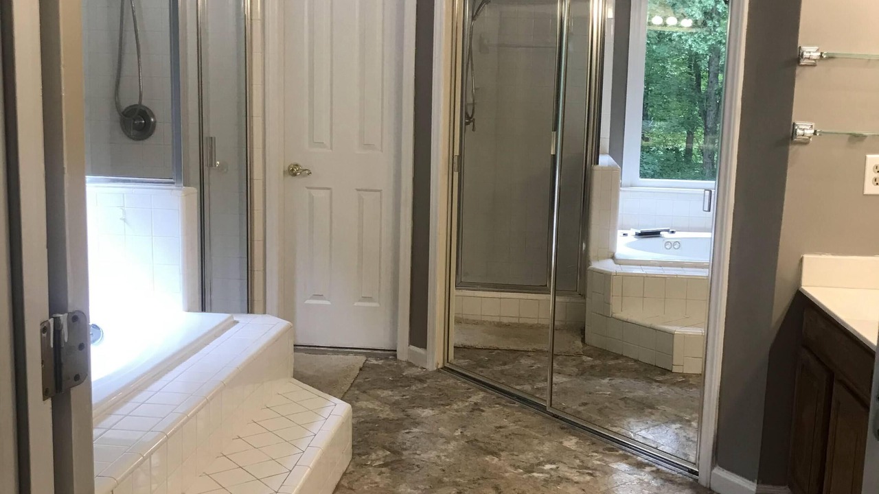 Photo of Bathroom in Prosperity Church Road