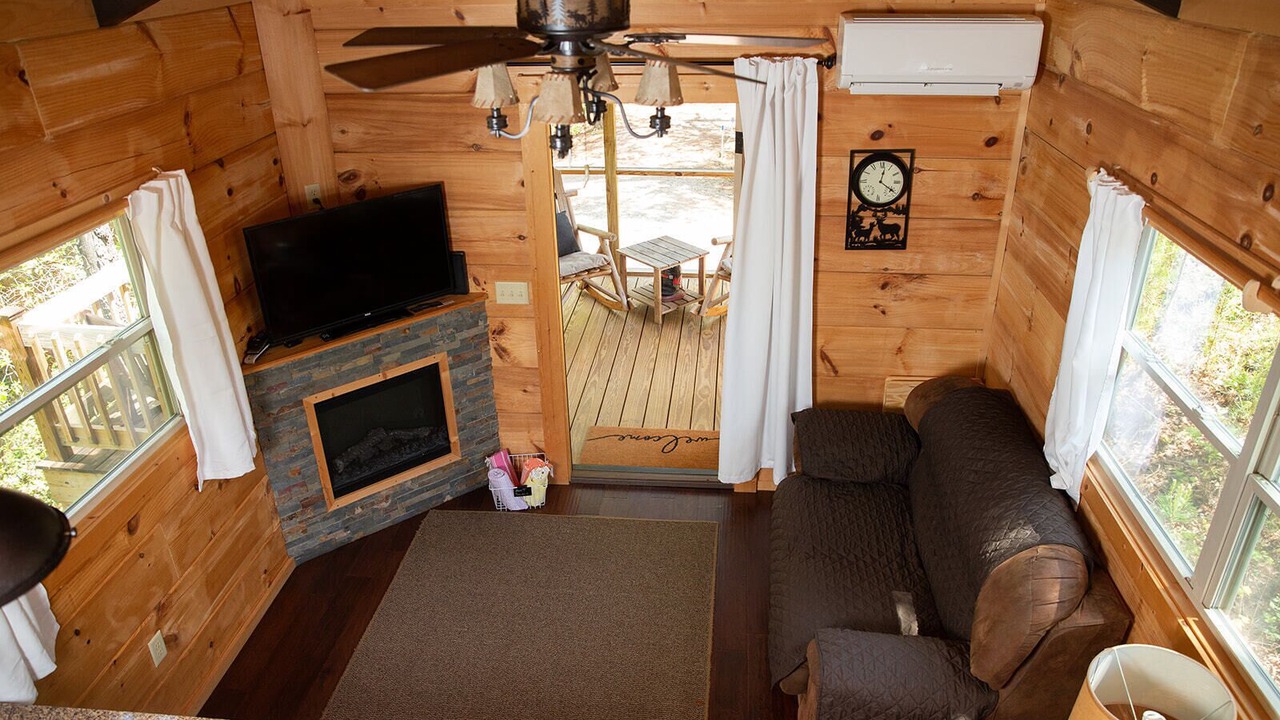 Photo of Livingroom in Mill Spring