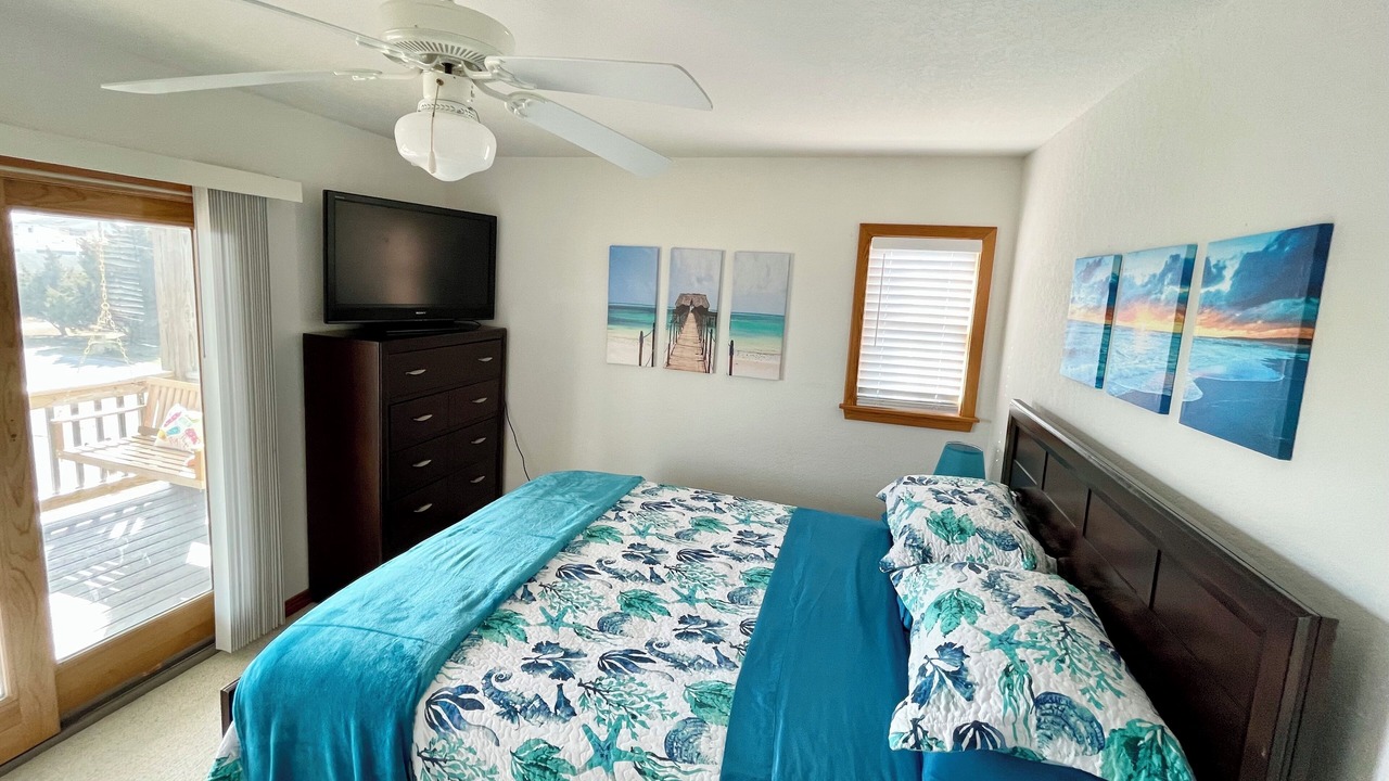Photo of Bedroom in Colington