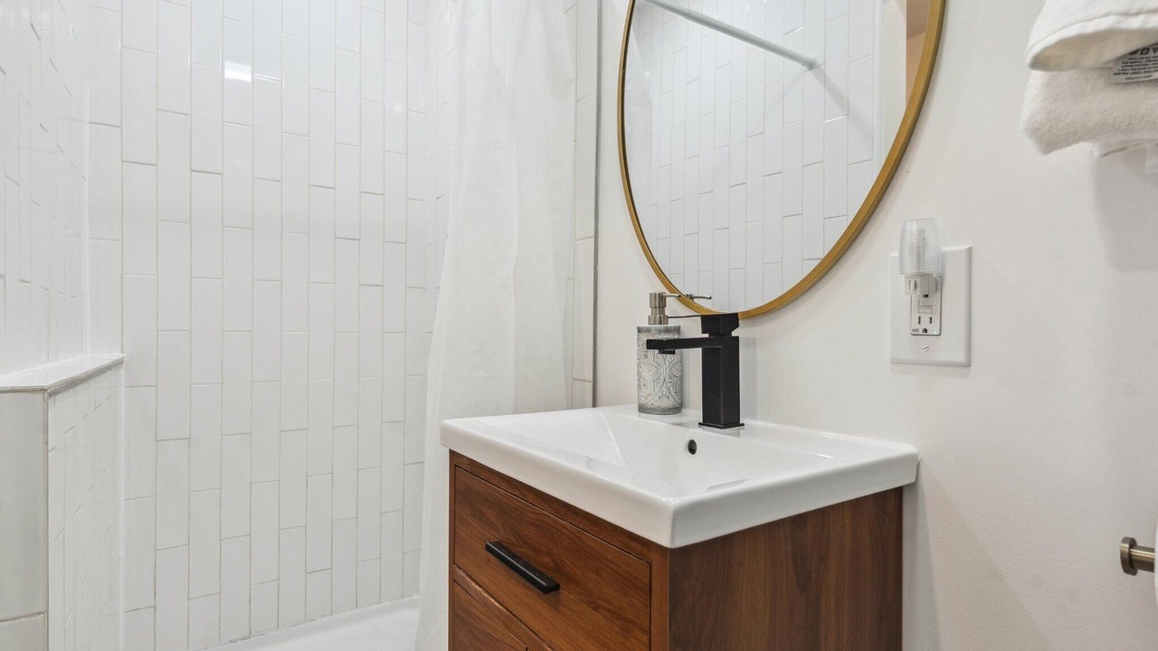Photo of Bathroom in Toddville Road