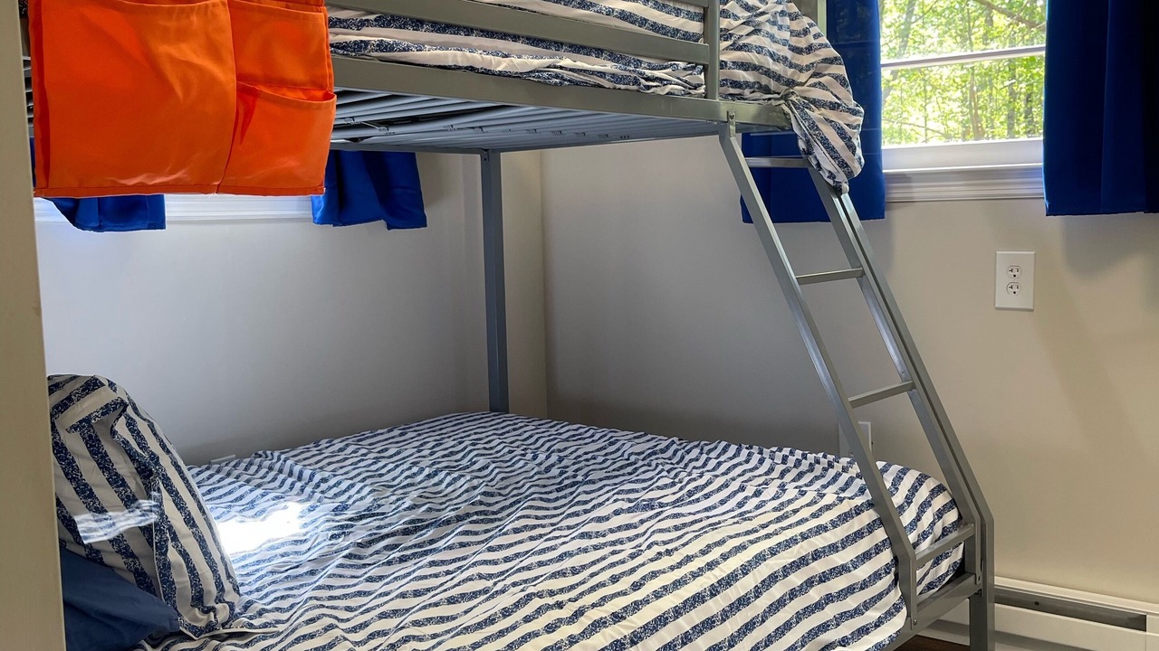 Photo of Bedroom in Seneca