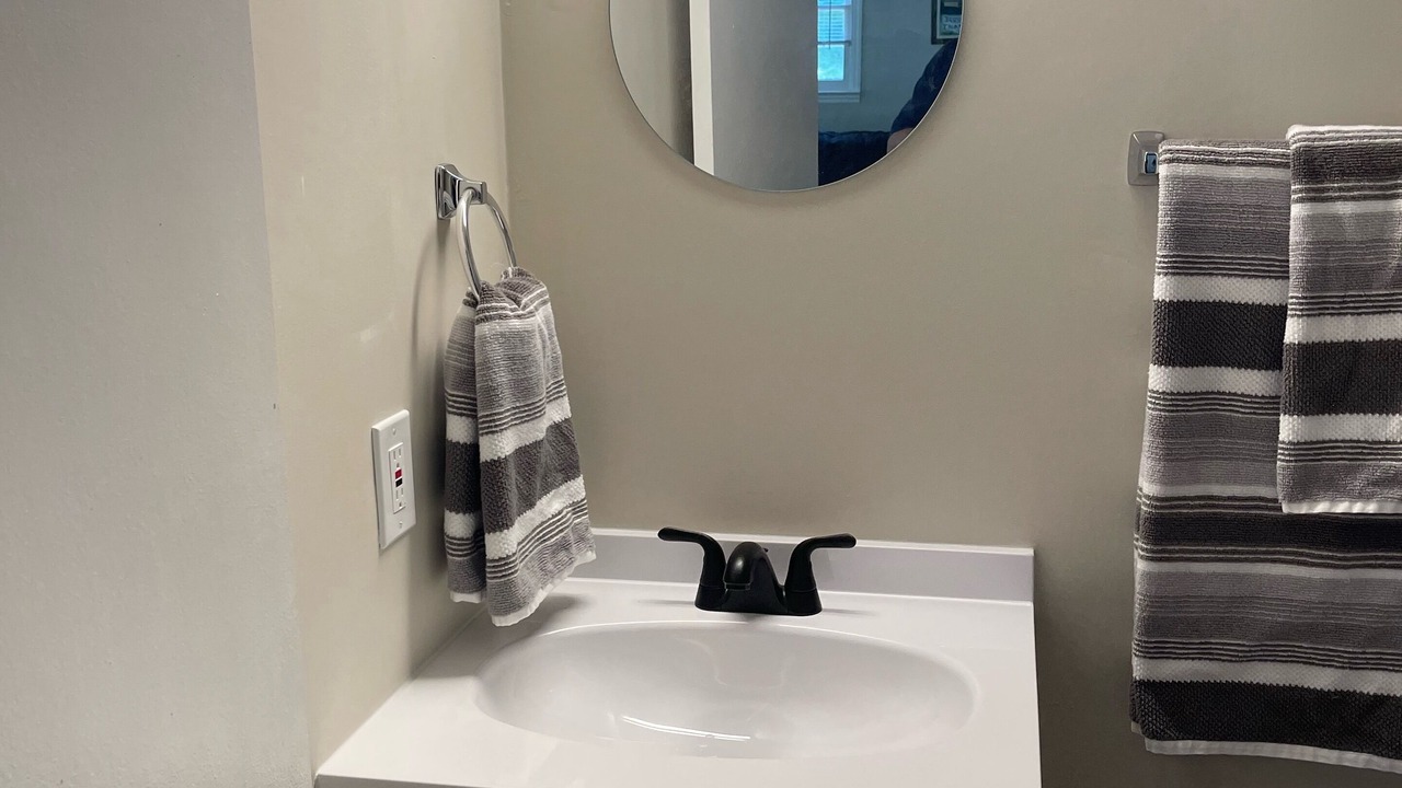 Photo of Bathroom in Seneca