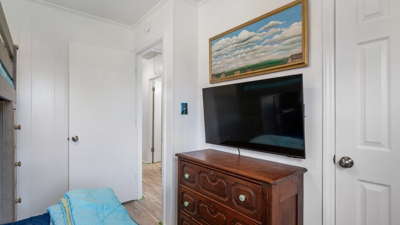 Photo of Bedroom in Colington