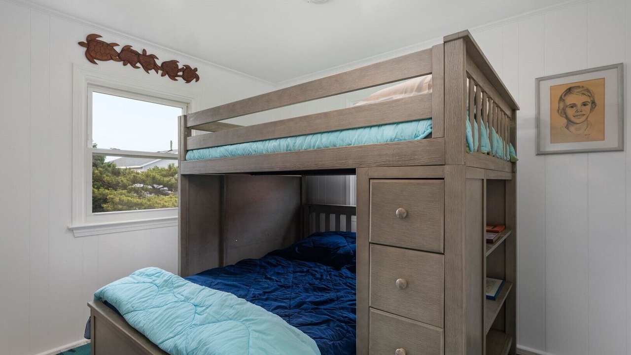Photo of Bedroom in Colington