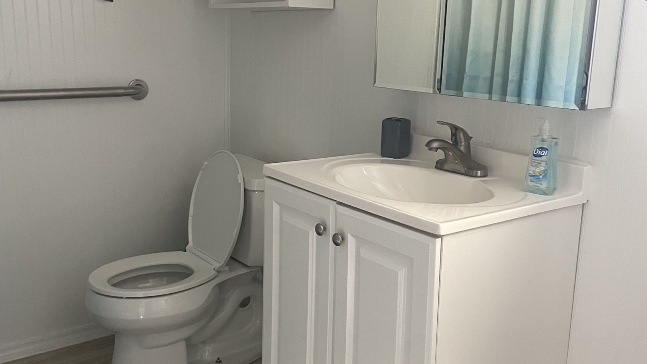 Photo of Bathroom in Colington