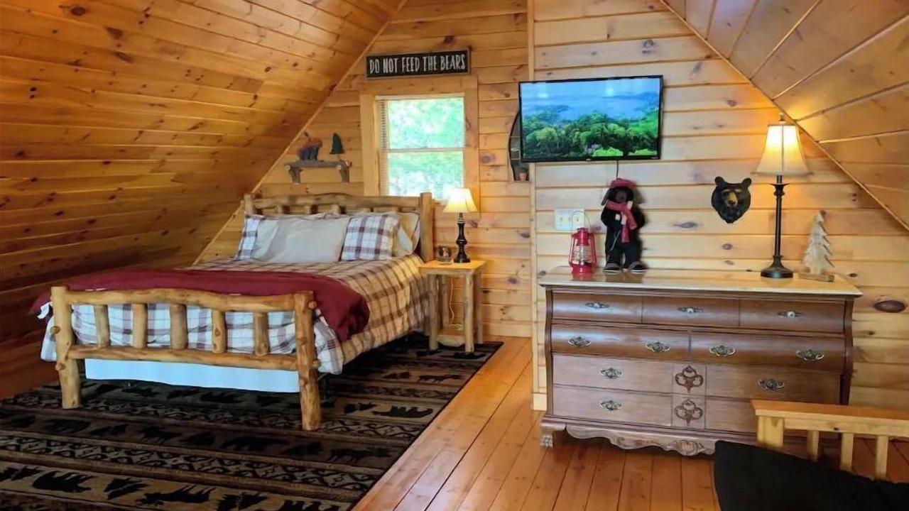 Photo of Bedroom in Traphill