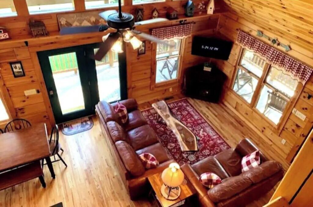 Photo of Livingroom in Traphill
