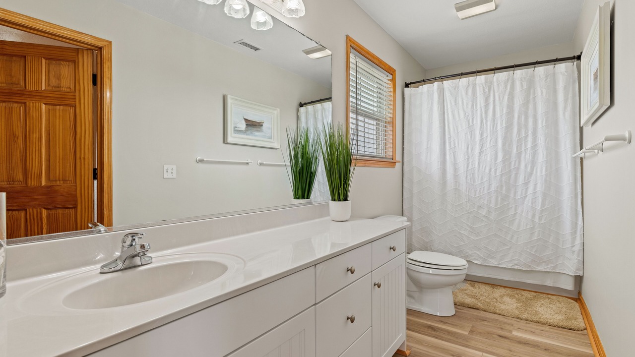 Photo of Bathroom in Rodanthe