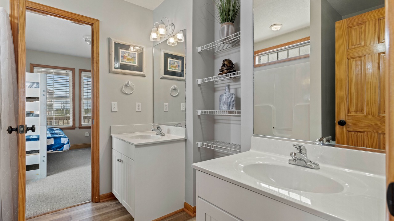 Photo of Bathroom in Rodanthe