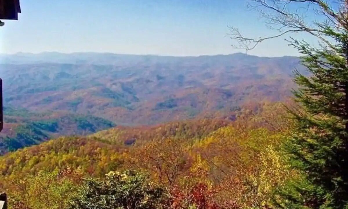 Photo of Others in Apple Ridge