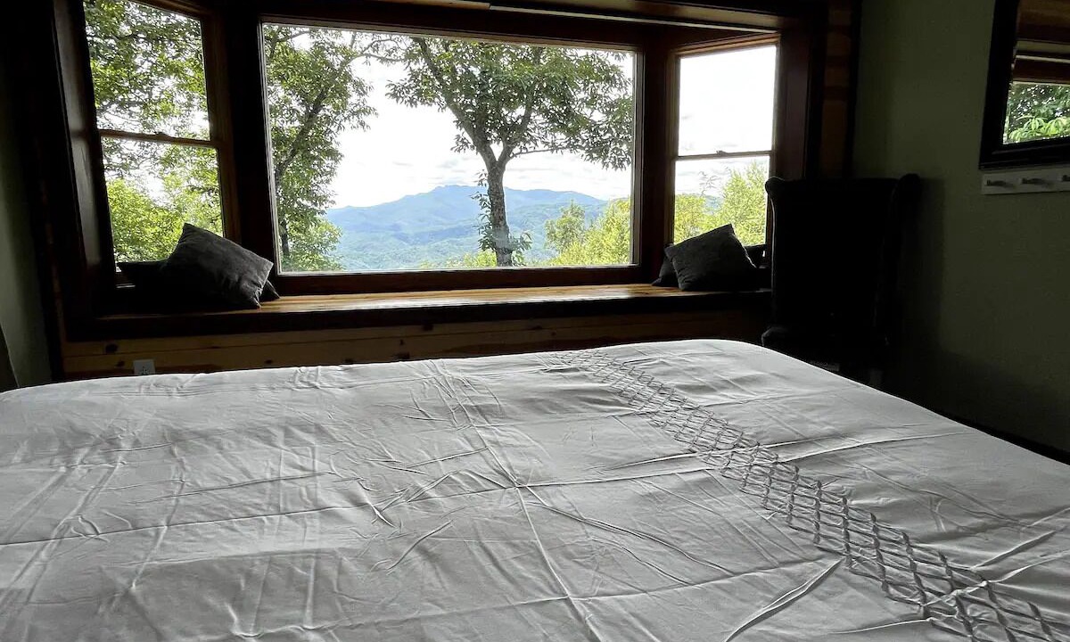 Photo of Bedroom in Apple Ridge