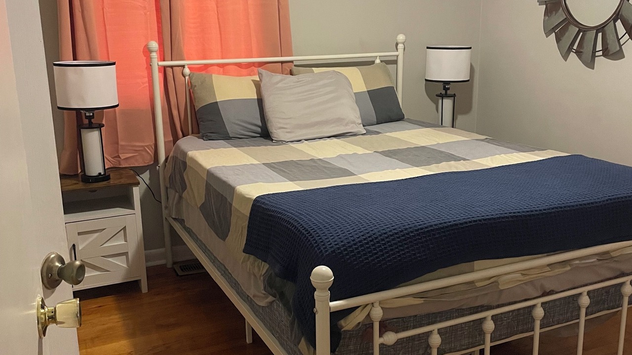 Photo of Bedroom in South View