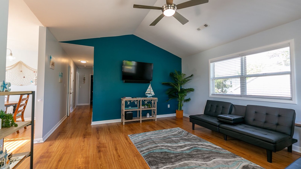Photo of Livingroom in Colington Harbour