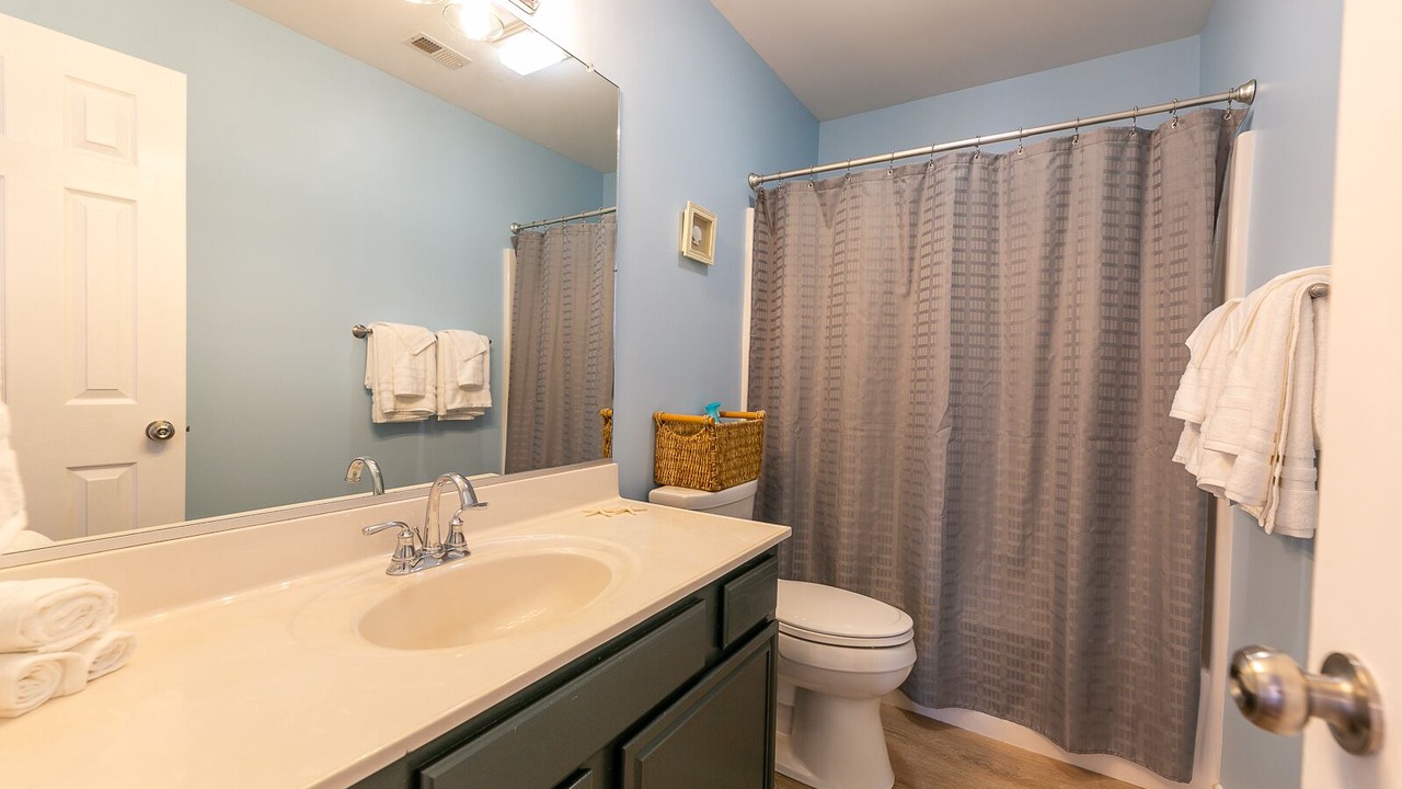 Photo of Bathroom in Colington Harbour