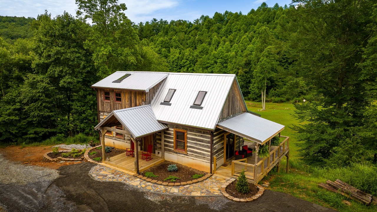 Photo of Outdoor in Lenoir
