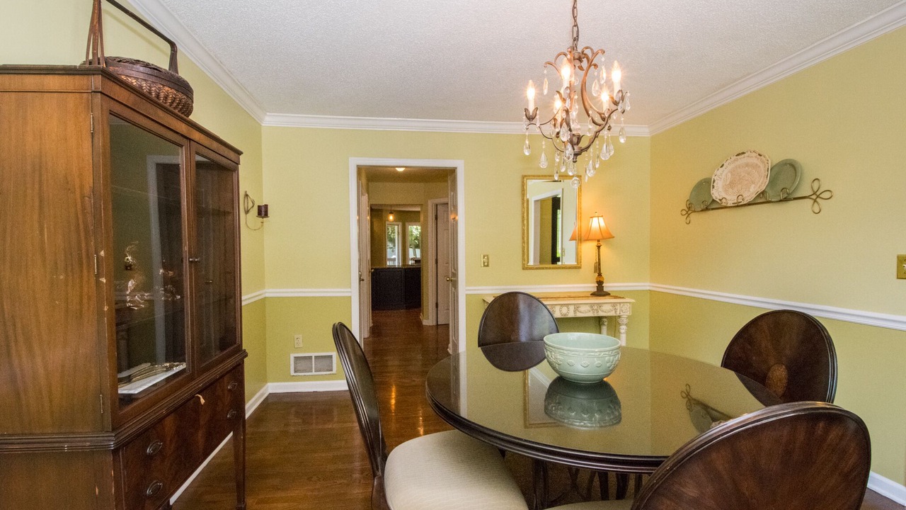 Photo of Bedroom in Skyland