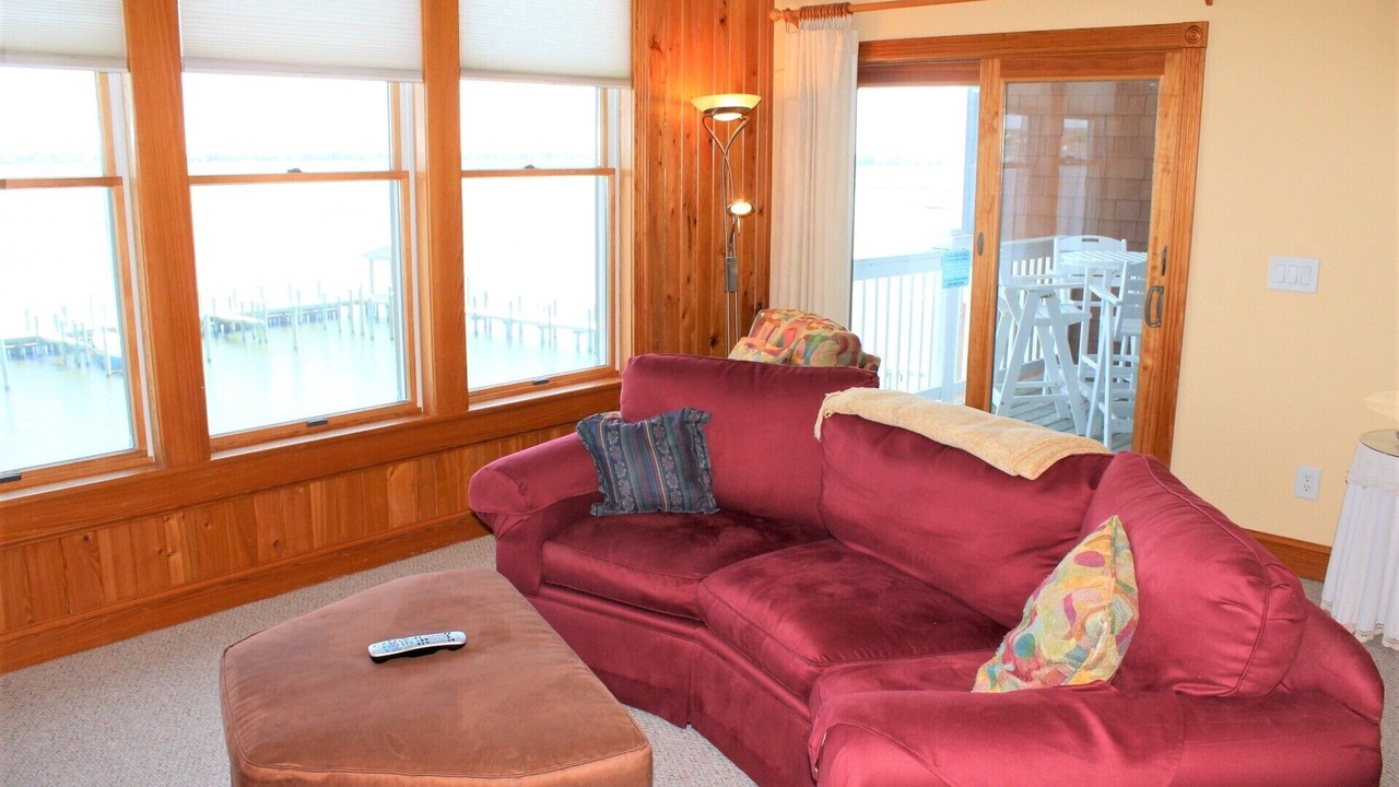 Photo of Livingroom in Manteo