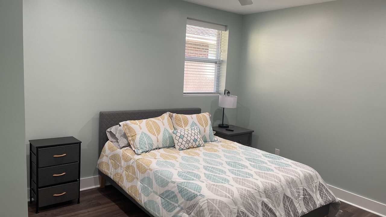 Photo of Bedroom in Hendersonville
