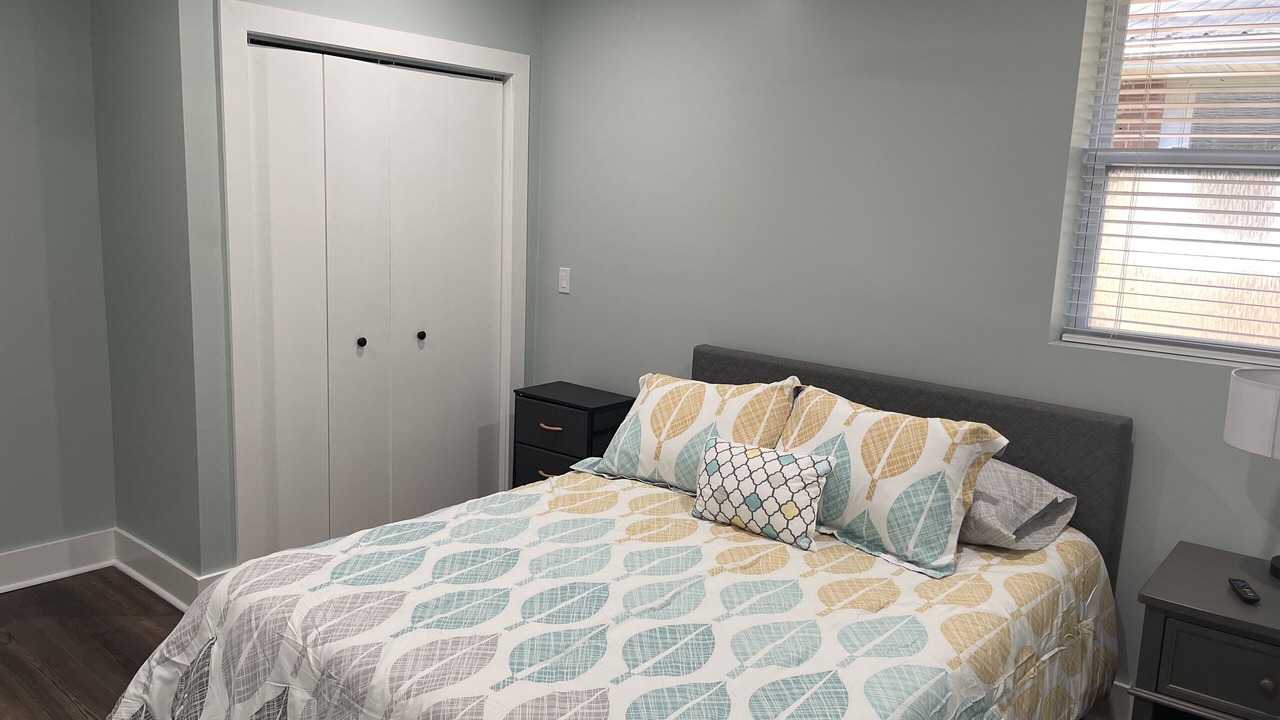 Photo of Bedroom in Hendersonville
