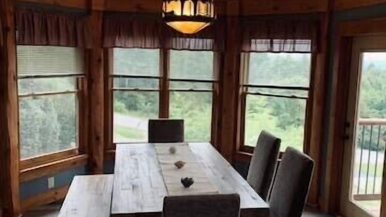Photo of Livingroom in Murphy