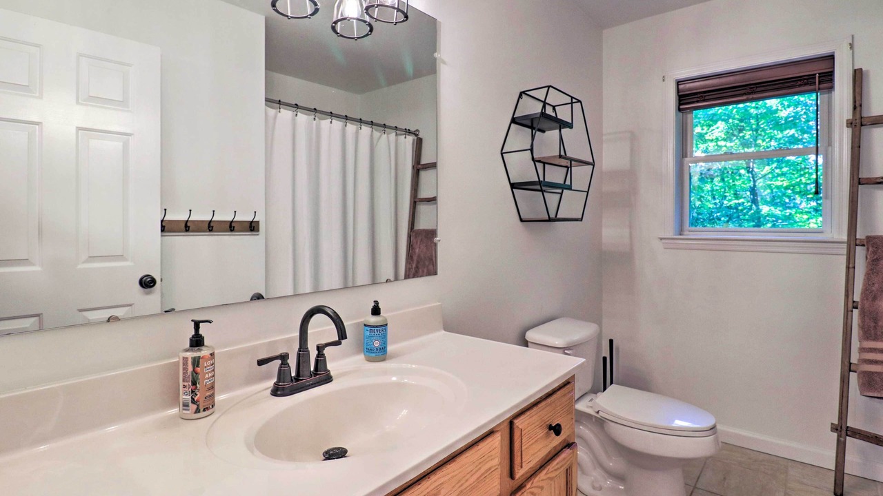 Photo of Bathroom in Sapphire