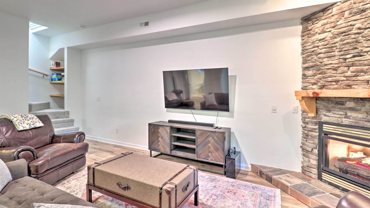 Photo of Livingroom in Sapphire
