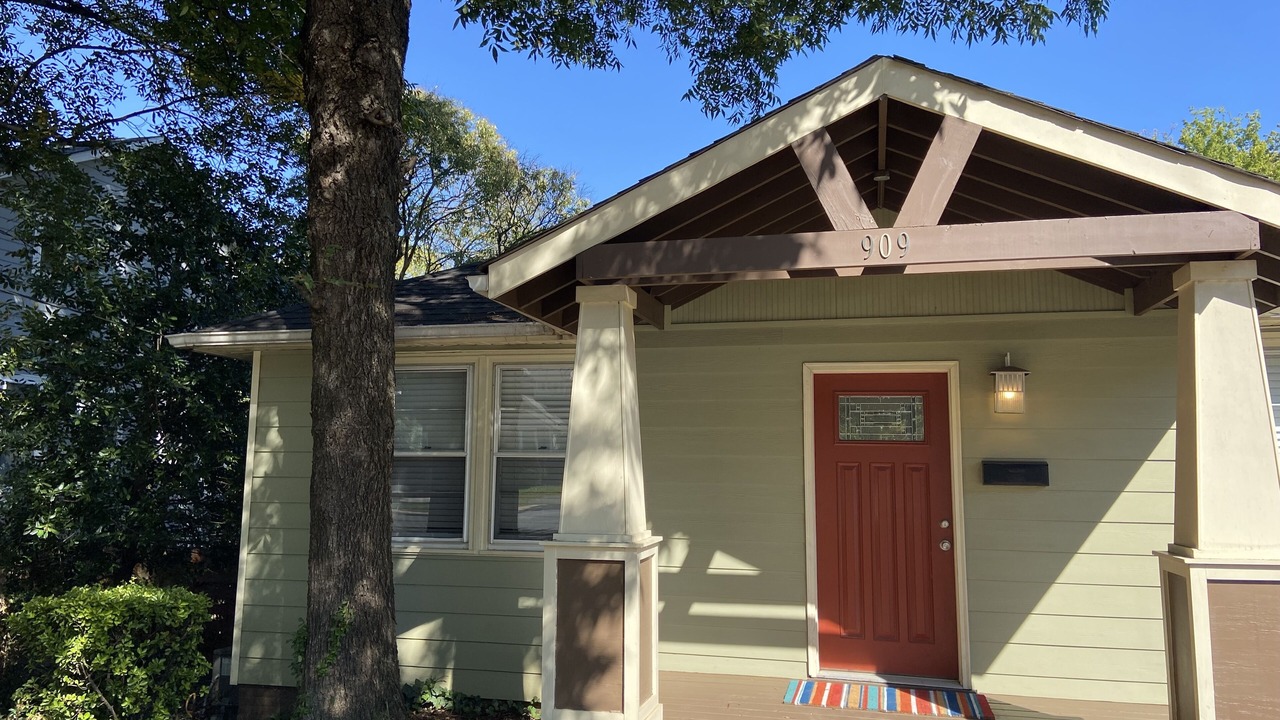 Photo of Outdoor in Villa Heights