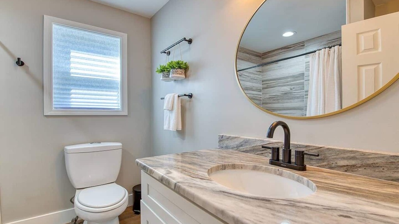 Photo of Bathroom in Hayesville