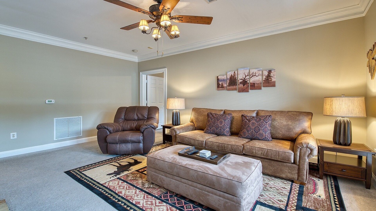 Photo of Livingroom in Maggie Valley