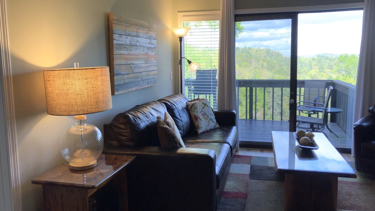 Photo of Bedroom in Lake Toxaway