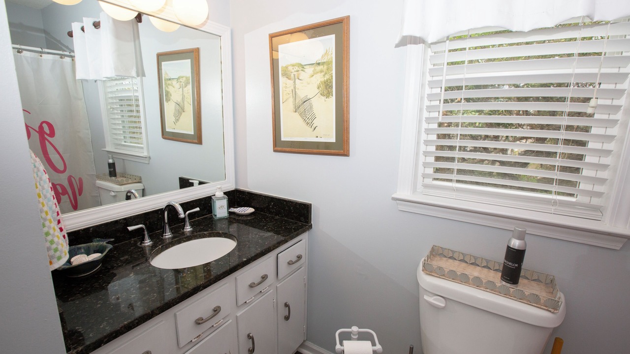 Photo of Bathroom in Emerald Isle