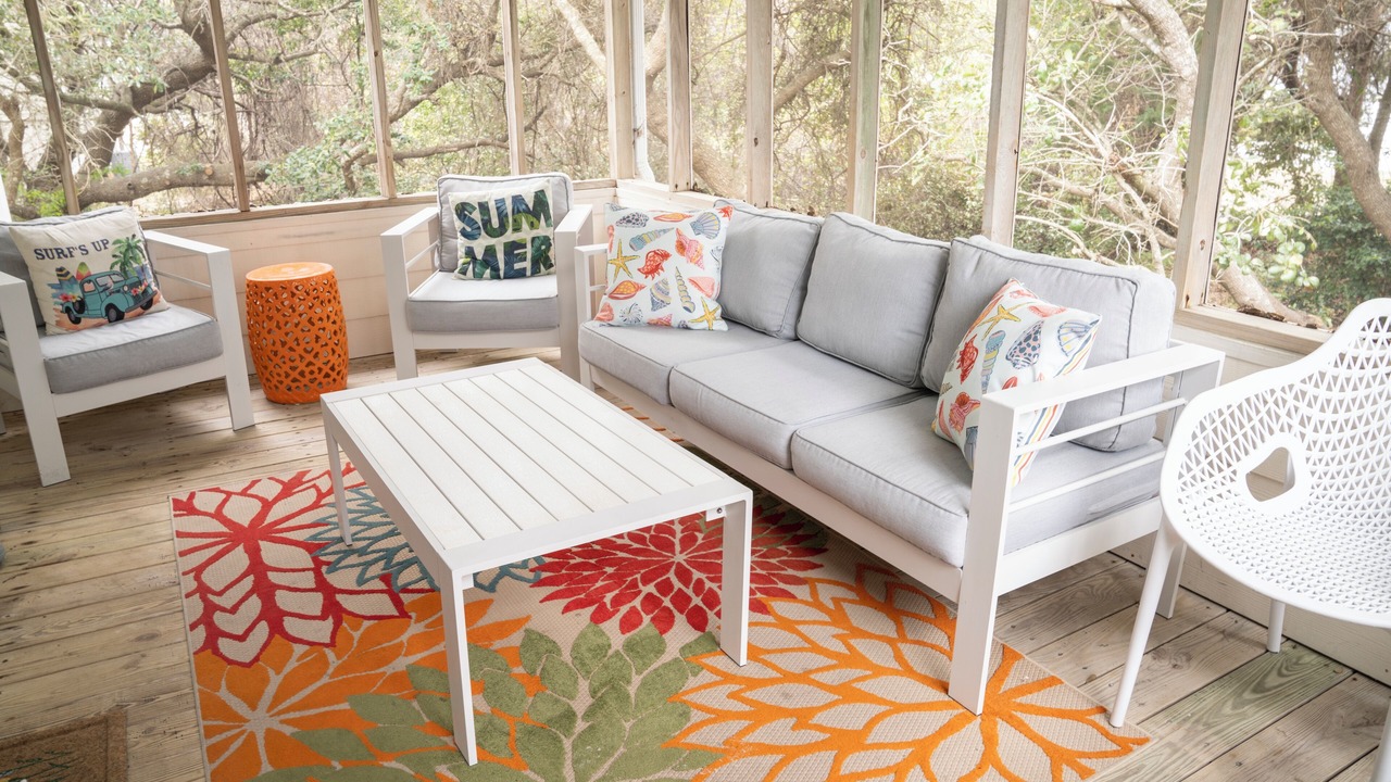 Photo of Livingroom in Emerald Isle