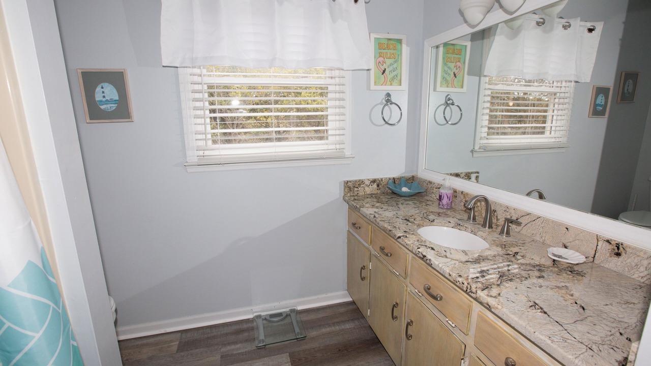Photo of Bathroom in Emerald Isle
