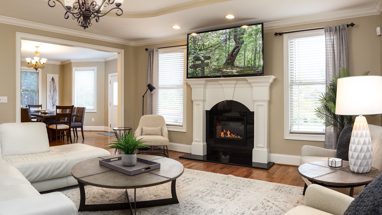 Photo of Livingroom in Asheville