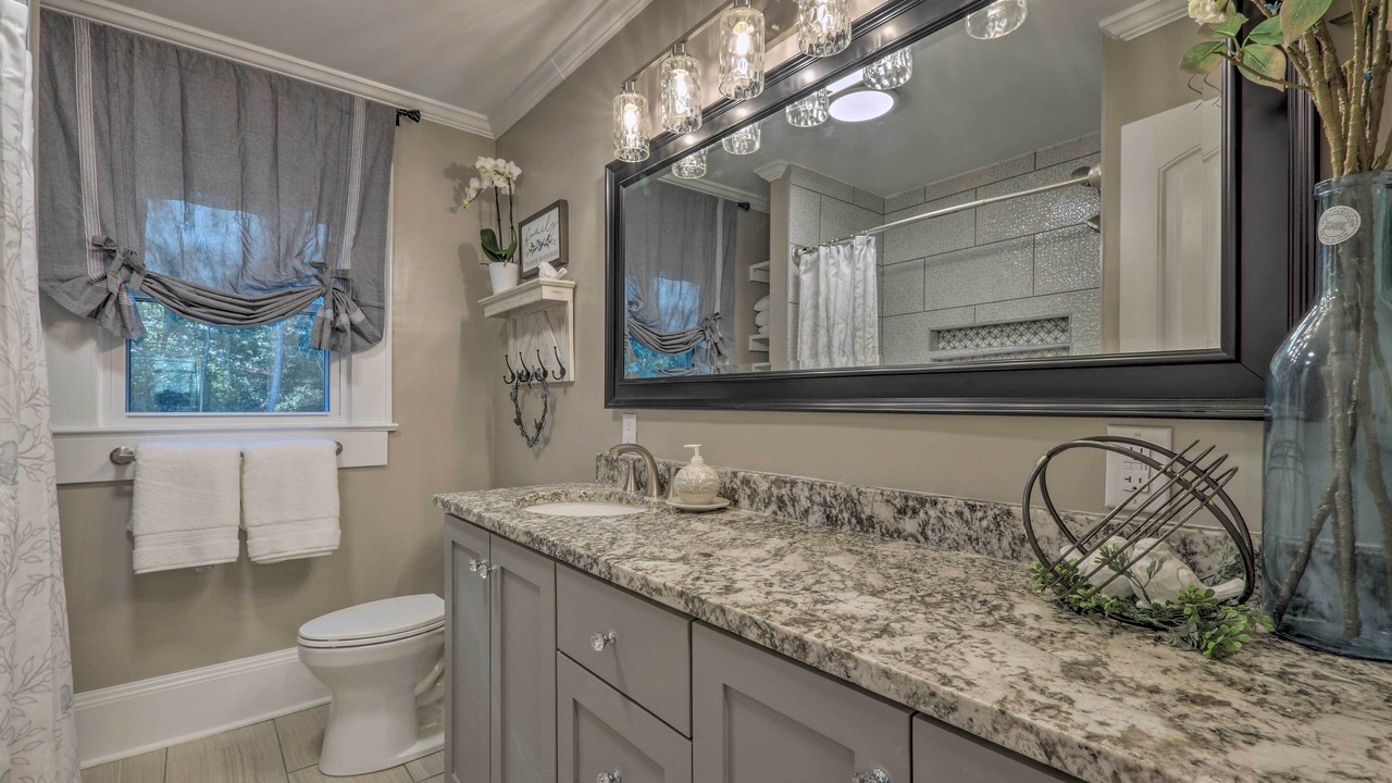 Photo of Bathroom in Cedar Falls