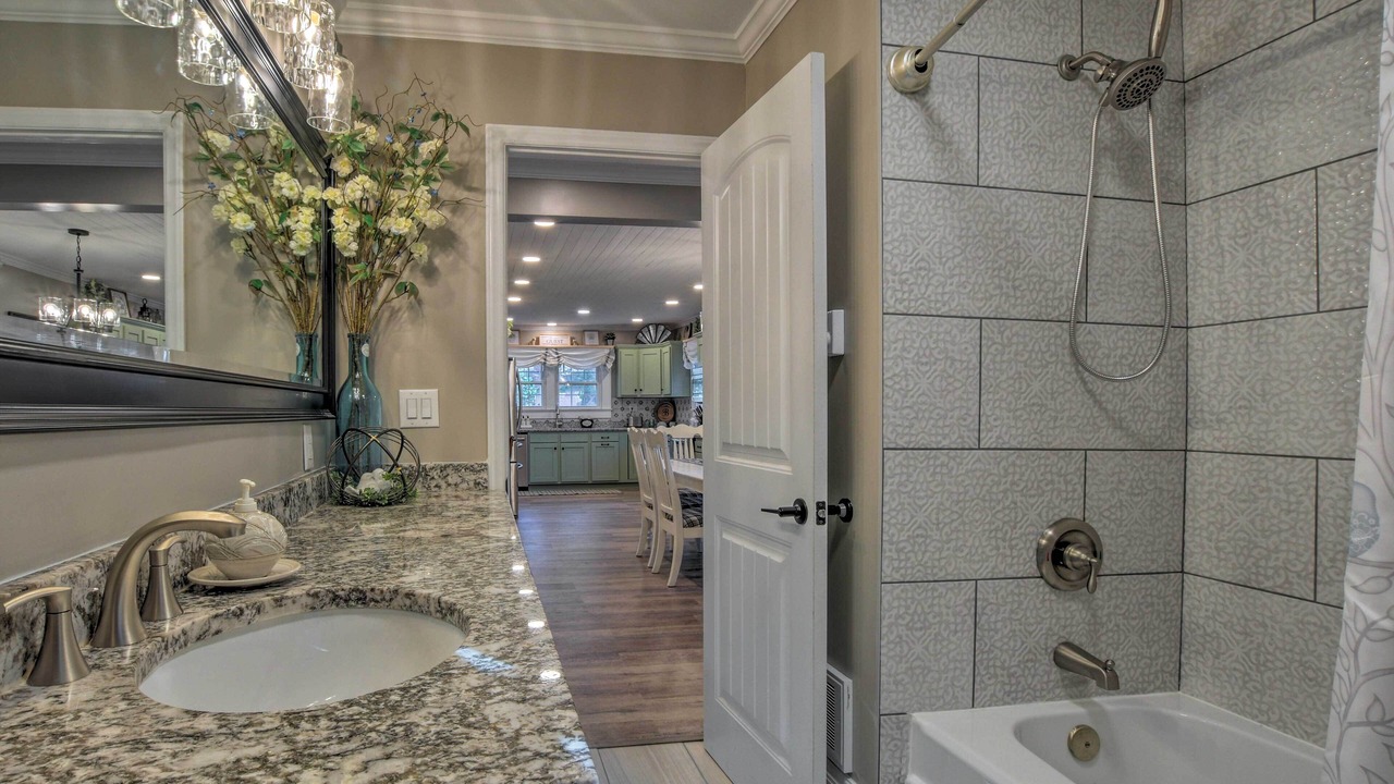 Photo of Bathroom in Cedar Falls