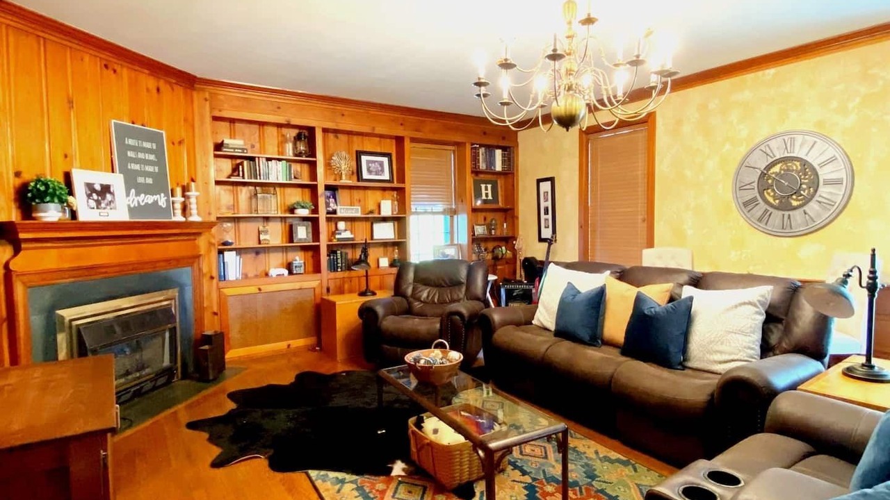 Photo of Livingroom in Mount Airy