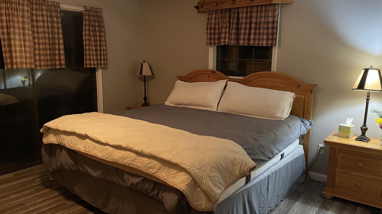 Photo of Bedroom in Murphy