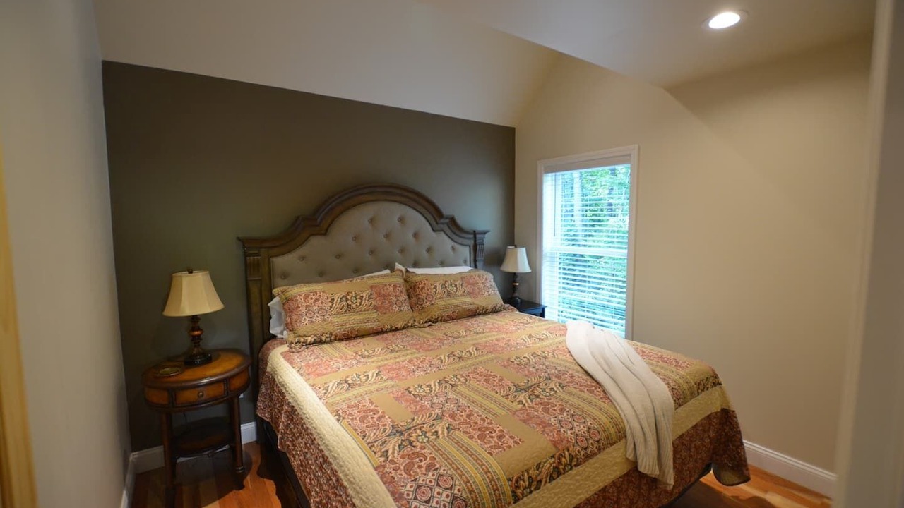 Photo of Bedroom in Weaverville