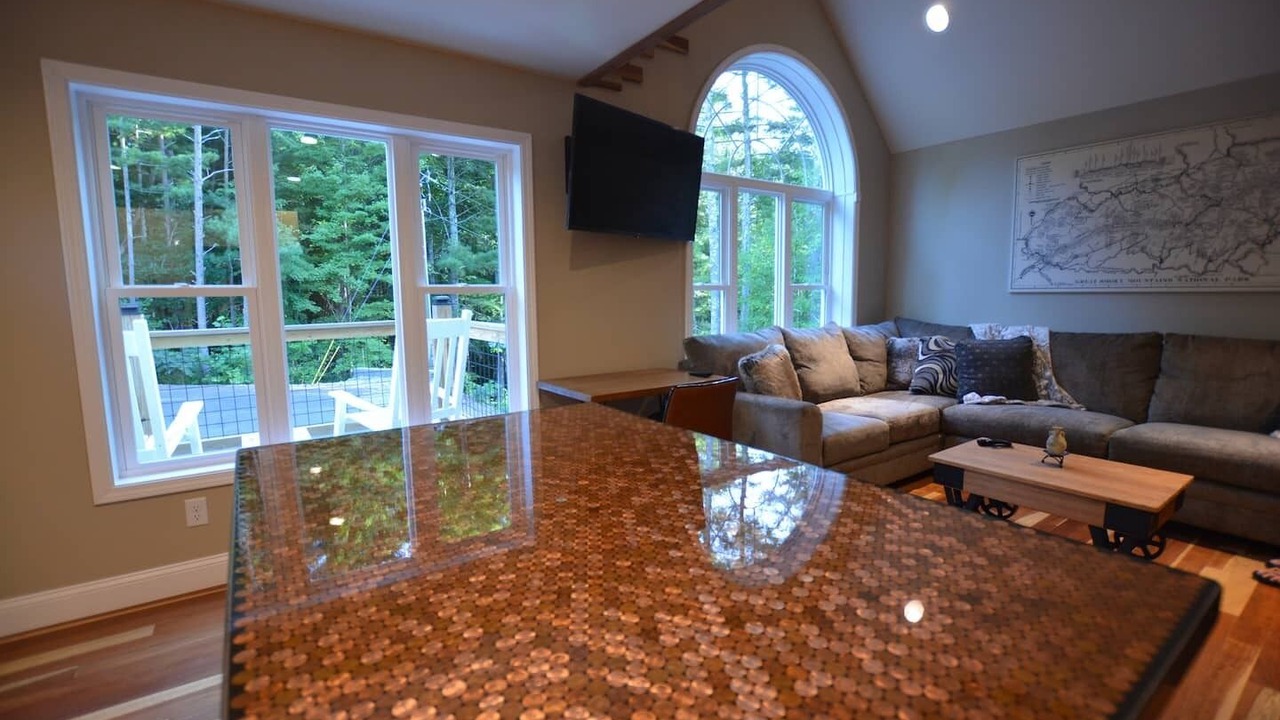Photo of Livingroom in Weaverville