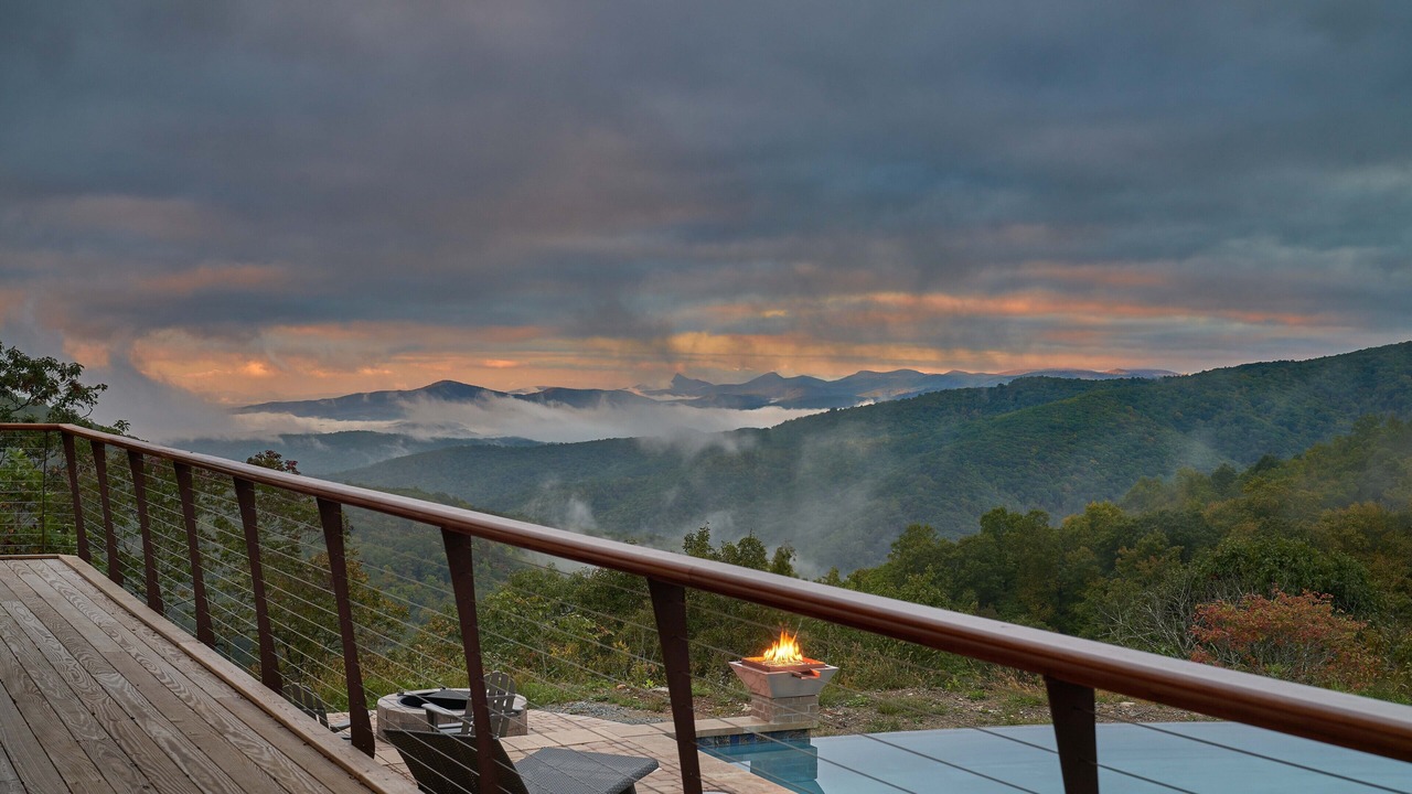 Photo of Patio Balcony in Blowing Rock
