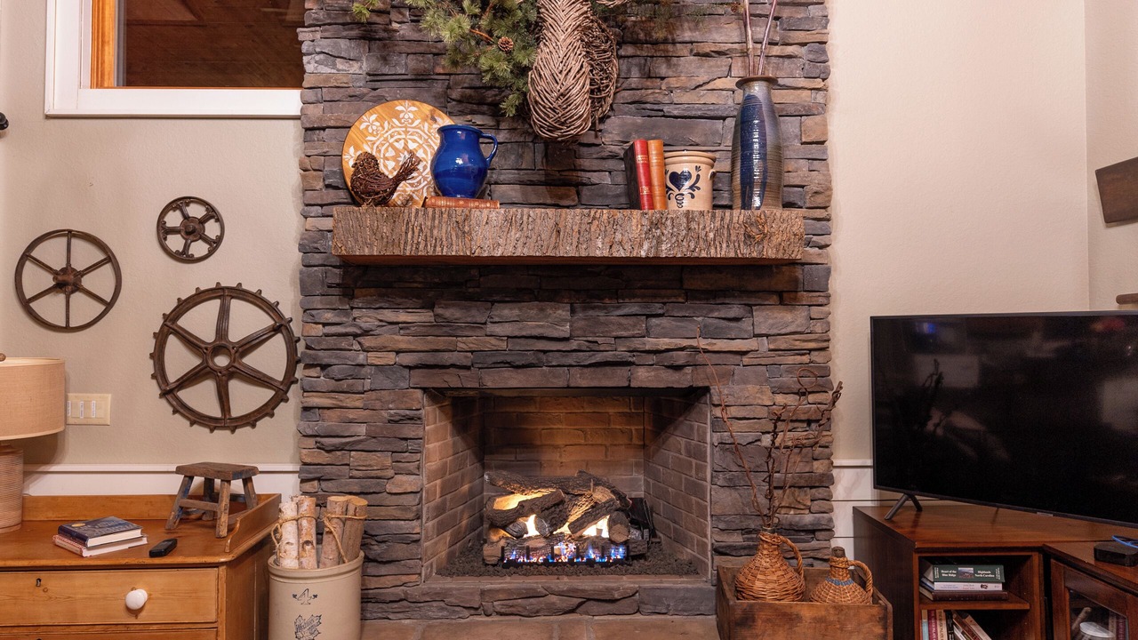 Photo of Livingroom in Wildwood Mountain